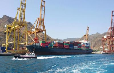 Boluda Lines refuerza su línea Barcelona-Valencia-Canarias con dos buques