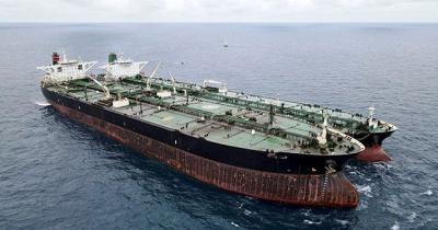  El Comité Jurídico de la OMI debatirá restringir los transvases de crudo entre buques 