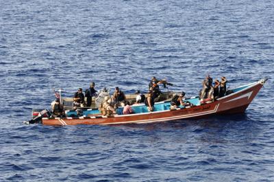 Los ataques piratas descienden considerablemente en Somalia pero aumentan en el Golfo de Guinea 