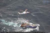 Rescatados los dos tripulantes del Rebecca Elisabeth a 65 millas al norte de Estaca de Bares