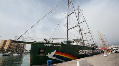El Rainbow Warrior de Greenpeace llega a Vilagarcía de Arousa dentro de la campaña ‘En marcha por el clima’
