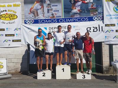 El K-2 de Prieto y Chapela se sube al podio en la I Ocean Race Ons-Aldán