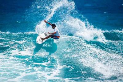 El Hawaiano Joshua Moniz, vencedor del primer Martinique Surf Pro
