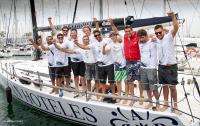 Adrián Hoteles Macaronesia estrena temporada con un barco campeón del mundo y subcampeón de Europa
