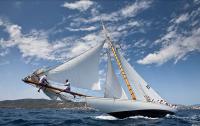 El velero ‘Hispania’ navegó a todo  trapo por la Bahía de Palma