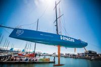 Team Vestas Wind vuelve al agua seis meses después de embarrancar