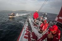 Volvo Ocean Race: La flota se divide tras pasar cabo Finisterre