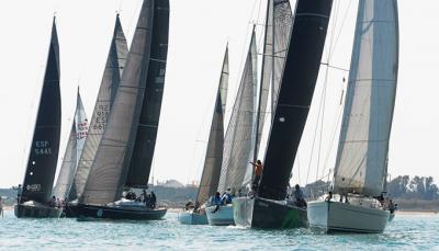 Brujo, Genio 4, Tikismikis, Aquax y Reti vencen en el Trofeo Valenciavela crucero