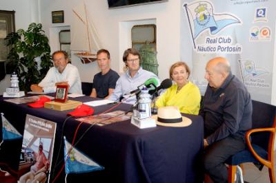 El Trofeo Pitusa Sabín cita en la Mar de Finisterre a una treintena de veleros
