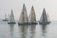 Nuevo desfile de barcos en la tirada del Crucero santanderino.