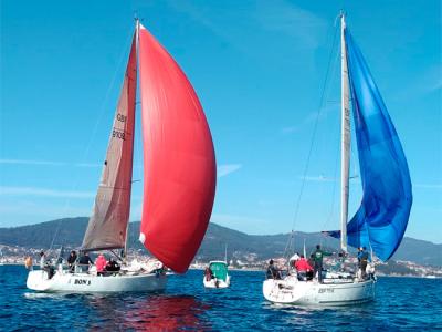 “Deep Blue 2.0” y “Salaño Dos”,se imponen en la 3ª jornada del Trofeo Repsol en aguas de la ría de Vigo