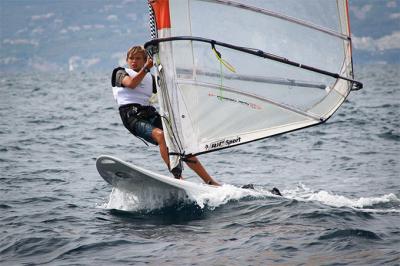 La regata de homenaje a Jordi Calafat pone en juego desde mañana el Trofeo Illes Balears de tablas y 420